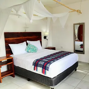 https://casa-fitz.quintano-roohotels.com